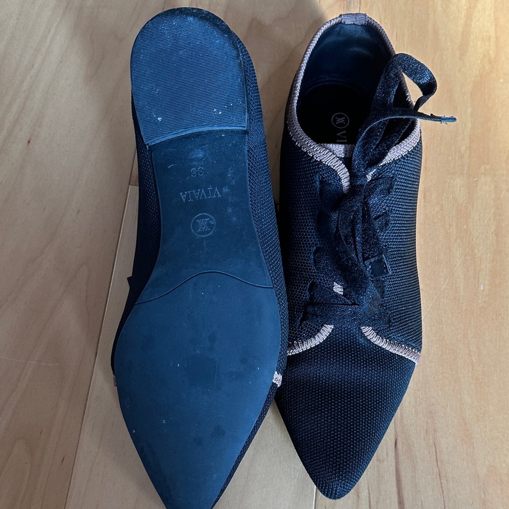 Black Women's Lace-Up Shoes - Picture 3 of 5